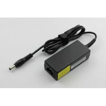 CoreParts MBA1300 fuente de alimentación/inversor para interior 40 W negro