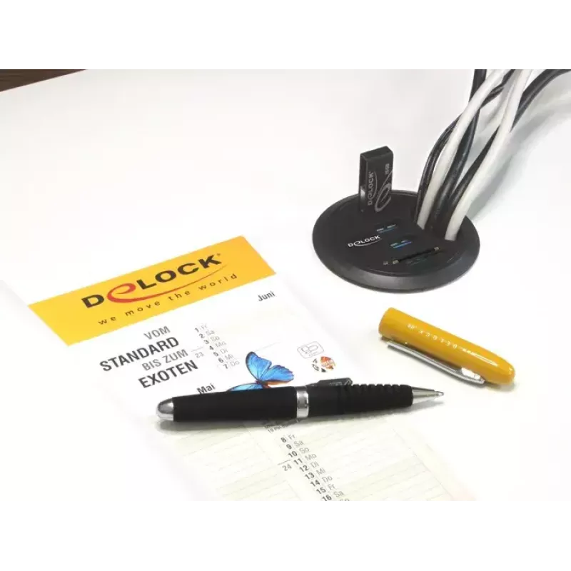 Salida de toma DeLOCK 62869 negra