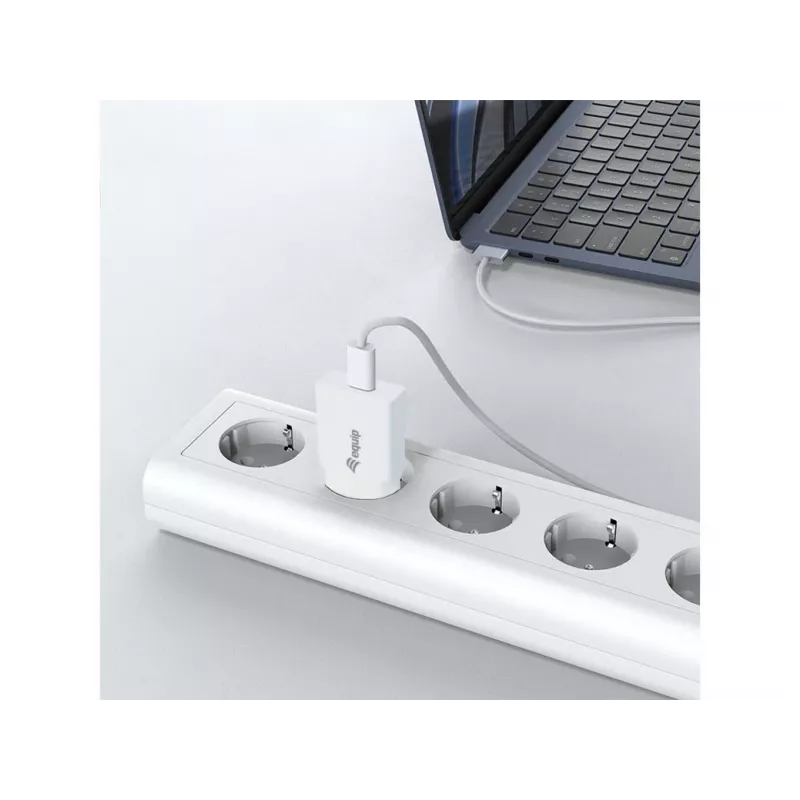 Cargador de pared EQUIP 1 puerto 20W GaN USB-C PD — entrada 100–240V, salida máx. 12V, blanco