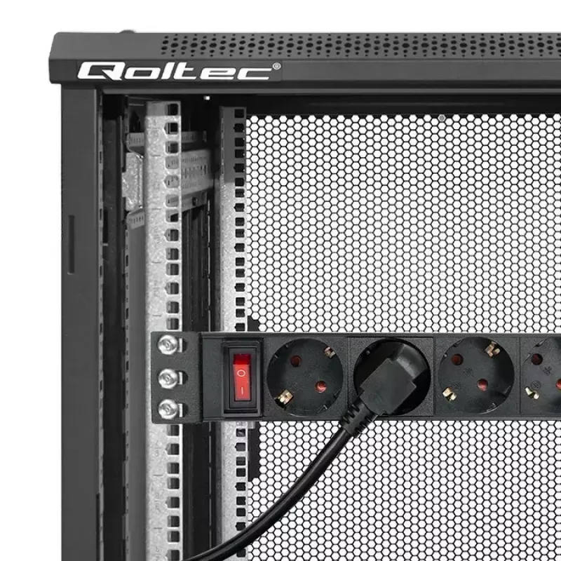 Regleta de enchufes QOLTEC 54603 — montaje en rack 1U, entrada 16A, 4 tomas de contacto de protección