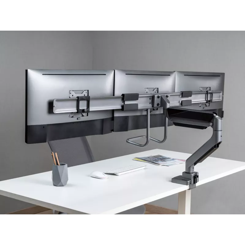 Equip Soporte de mesa para triple monitor de 17