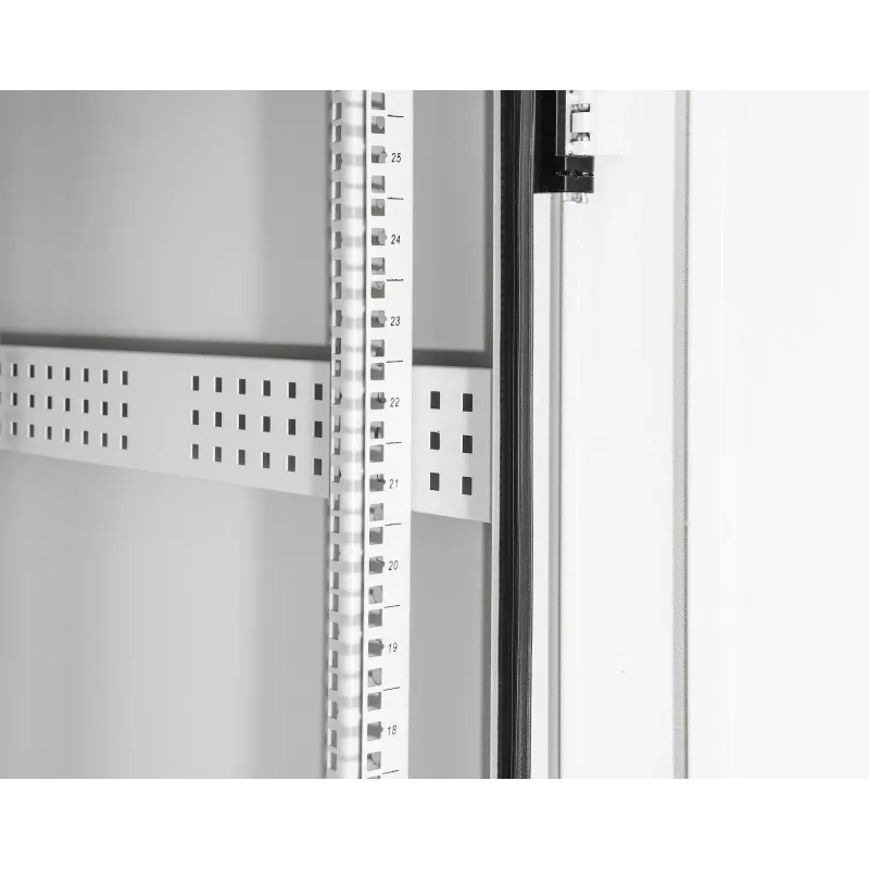 Intellinet 716147 IP55 armario de red de 19 pulgadas, 42U, 800 mm (31,5 pulgadas) de profundidad, hasta 1000 kg, con cerradura, gris