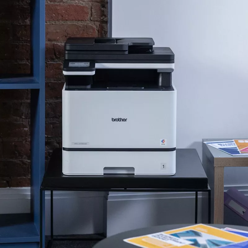 Impresora multifunción Brother MFC-L8730CDW — láser A4, color, 2400×600 DPI, 31 ppm, Wi-Fi, dúplex