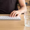 R-Go Tools Teclado ergonómico R-Go Compact Break, teclado compacto con software de pausas, AZERTY (BE), Bluetooth, blanco
