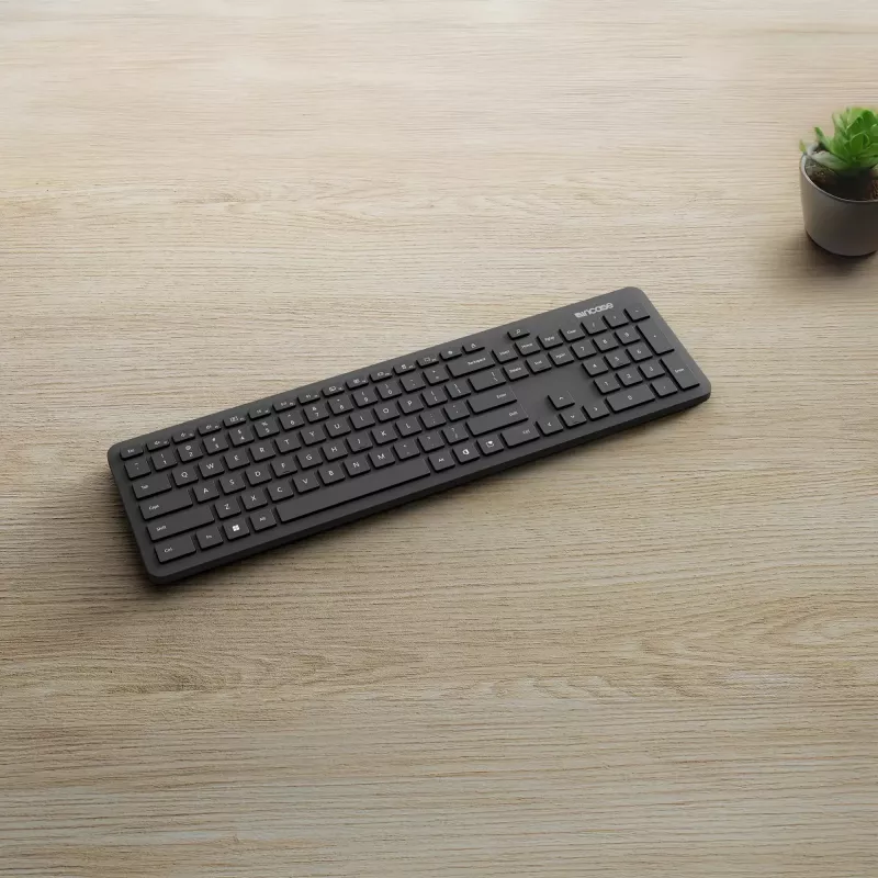 Incase Designed by Microsoft Teclado Bluetooth universal QWERTY Alemán Negro