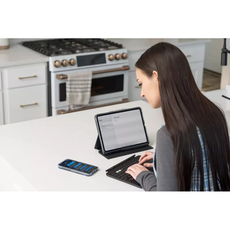 ZAGG Pro Keys 2 QWERTY UK Inglés Bluetooth Negro