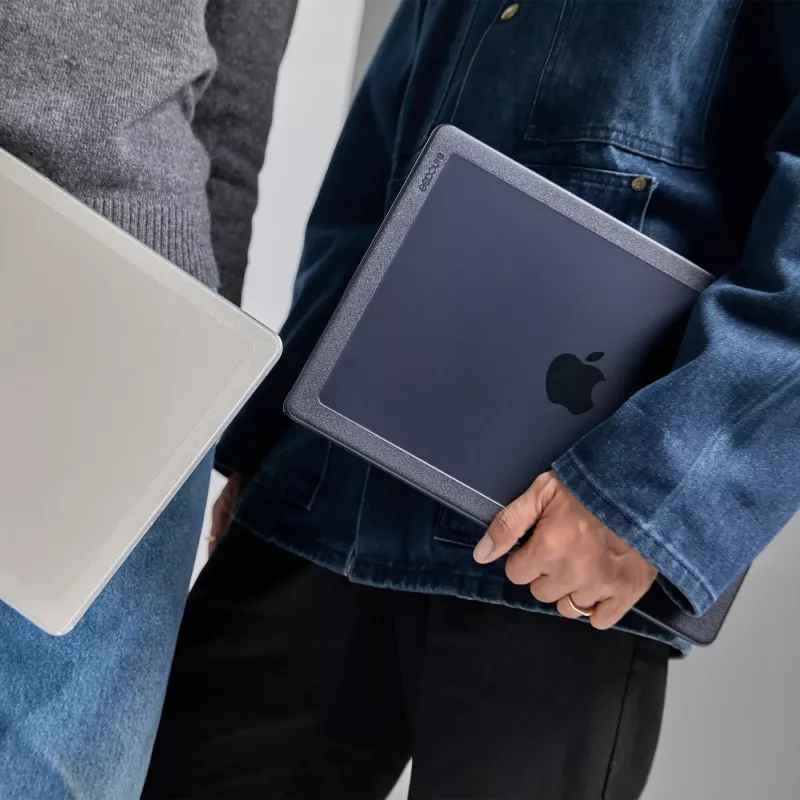 Funda rígida Incase Edge con Makrolon® para MacBook Pro de 16 pulgadas (M1-M4, 2021-2024)