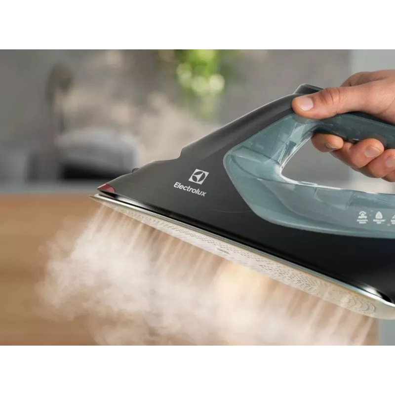 Plancha de vapor Electrolux E8SI2-8OG suela RESILIUM 2800 W Negro, Verde oscuro