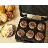 Parrilla de contacto Tefal Inicio Adjust GC272D10 con placas antiadherentes y temperatura ajustable