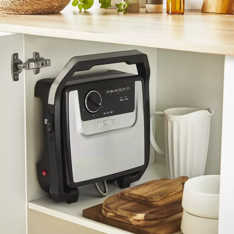 Parrilla de contacto Tefal Inicio Adjust GC272D10 con placas antiadherentes y temperatura ajustable