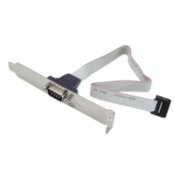 Lindy adaptador en placa trasera de PC Serial (9 Way D macho cableado 1:1)