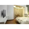 Equip Soporte de pared inclinable para TV curvada de 60 a 100 pulgadas