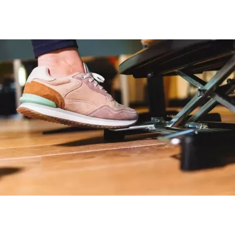 Reposapiés BakkerElkhuizen Basic 950