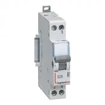 Interruptor automático Legrand 412900 — dispositivo de protección unipolar, módulo compacto, embalaje 184×88×100 mm
