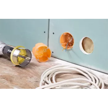 Juego de sierras de corona KWB 498500 5 piezas apto para tableros de partículas pladur plástico madera blanda