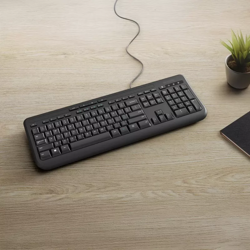 Incase Designed by Microsoft Teclado Wired-600, con cable, USB, QWERTZ, alemán, negro, universal