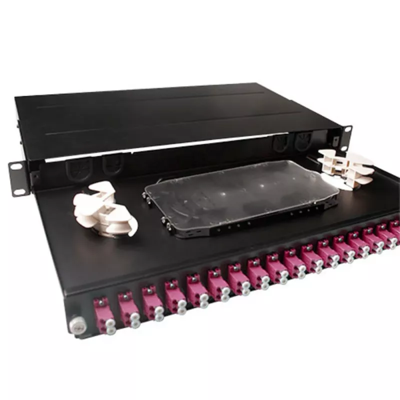 Panel de fibra ACT Fiber 24 x Duplex-LC Multimodo OM4