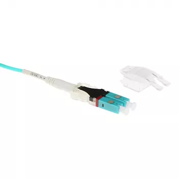 Cable de fibra óptica multimodo 50/125 OM3 Polarity Twist de 20 metros ACT con conectores LC