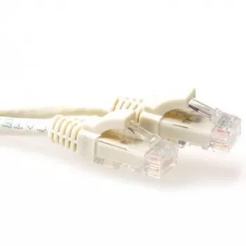 ACT Marfil 0,5 metros cable de red U/UTP CAT6A con conectores RJ45 sin lengüeta