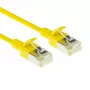 Cable de red patch slimline para centro de datos ACT amarillo 1.5 metros LSZH U/FTP CAT6A, sin enredos, con conectores RJ45