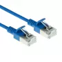 ACT azul 7 m LSZH U/FTP CAT6A cable de parcheo slimline para centro de datos con protección de pestaña y conectores macho RJ45