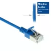 ACT azul 7 m LSZH U/FTP CAT6A cable de parcheo slimline para centro de datos con protección de pestaña y conectores macho RJ45