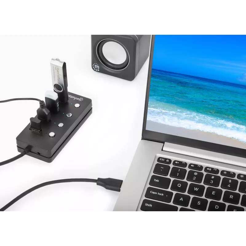 Dock/hub USB-C Manhattan, puertos (x4) con interruptor de encendido/apagado para cada puerto: USB-A (x4), 5 Gbps (USB 3.2 Gen1 también conocido como USB 3.0), universal para todos los dispositivos, alimentación por bus o CA (conexión opcional, no incluida), cable 1,5 m, SuperSpeed USB, negro, tres años de garantía