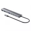 Manhattan dock/hub USB-C, puertos (x7): USB-A (x3) y USB-C (x4), con Power Delivery (PD) 100 W – requiere cargador USB-C externo (no incluido). Alimentado por USB (no requiere fuente de alimentación externa) cuando no se usa PD, aluminio
