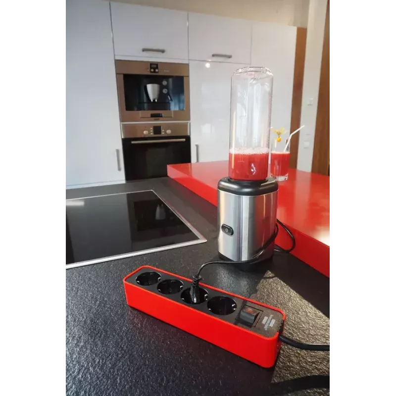 Alargador de corriente Brennenstuhl 1153240070 1,5 m 4 tomas de corriente para interior negro rojo