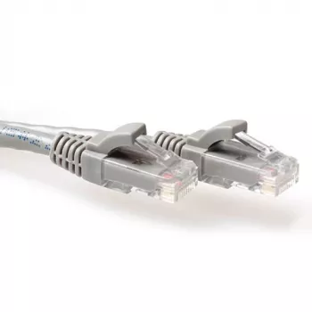 Cable de red ACT gris 30 metros U/UTP CAT6 con conectores macho RJ45