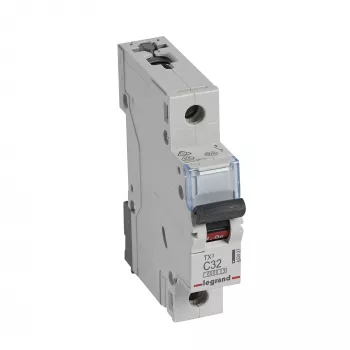 Legrand TX3 interruptor automático Type-C 1