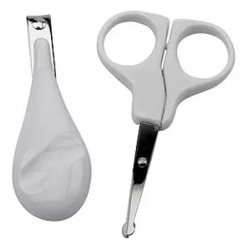 Tijera/cortauñas Olympia BS 869 blanco — herramienta de manicura compacta, envase 119×17×209 mm