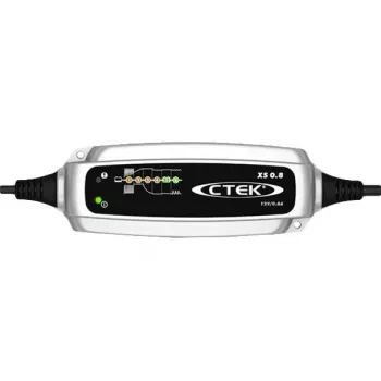 Cargador de batería CTEK XS 0.8