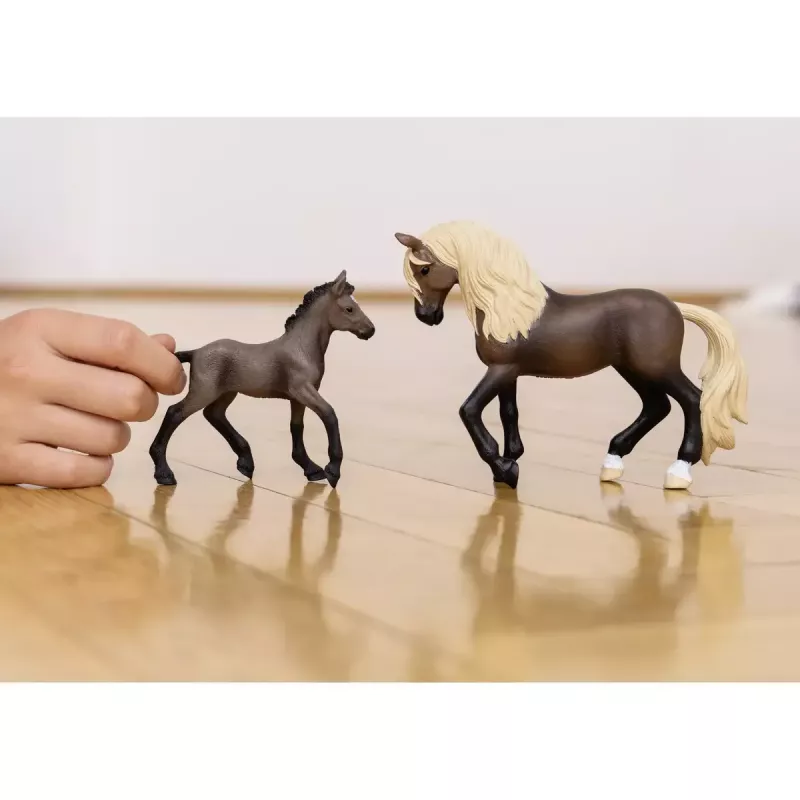 Figura de caballo Schleich semental Paso Peruano modelo 13952, para niños a partir de 5 años, beige/marrón