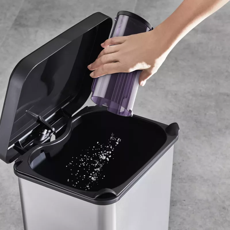 Aspirador escoba 2 en 1 Rowenta RH2037, a batería, en seco, sin bolsa, 0,4 l, 250 W, negro, morado