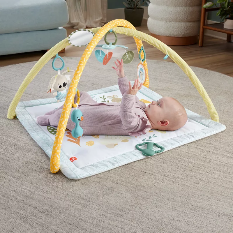 Fisher-Price Sensimals Simply Senses Manta de actividades para recién nacido con 6 juguetes sensoriales
