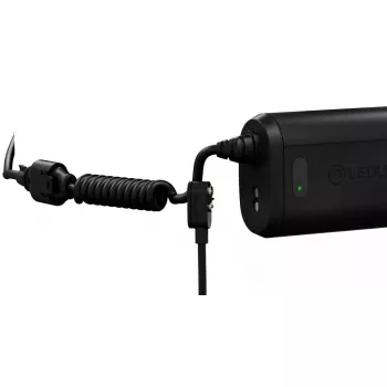 Linterna frontal Led Lenser H15R Core — linterna LED frontal, 2500 lm, batería 21700, IP67, alcance 250 m, 4 niveles de potencia, aluminio, negra