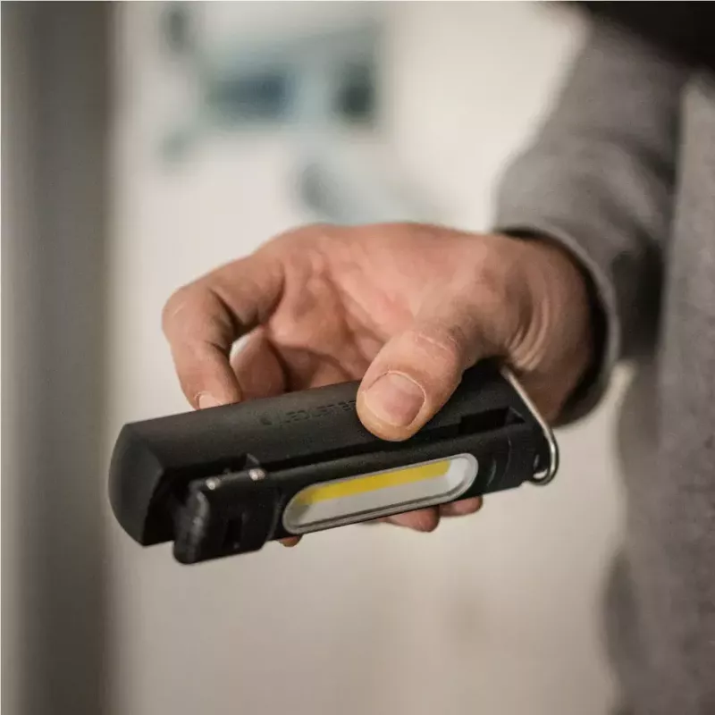 Linterna de trabajo portátil Ledlenser 502736 12 W LED negra