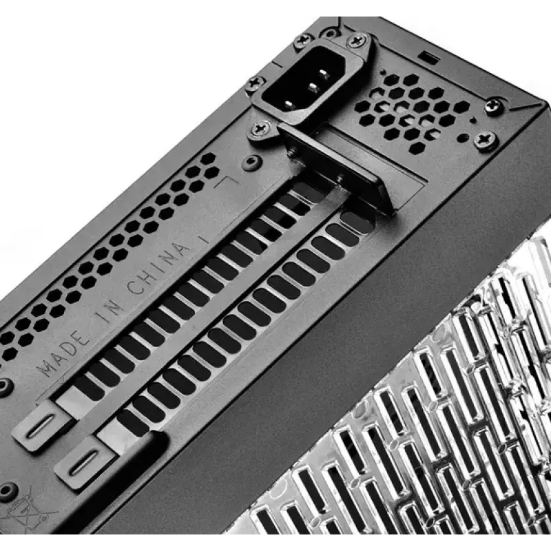 Caja de PC Silverstone RVZ02 Small Form Factor Negra, Plateada