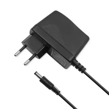 Cargador para dispositivos móviles Qoltec 52397 universal negro AC interior 2A 220-240V