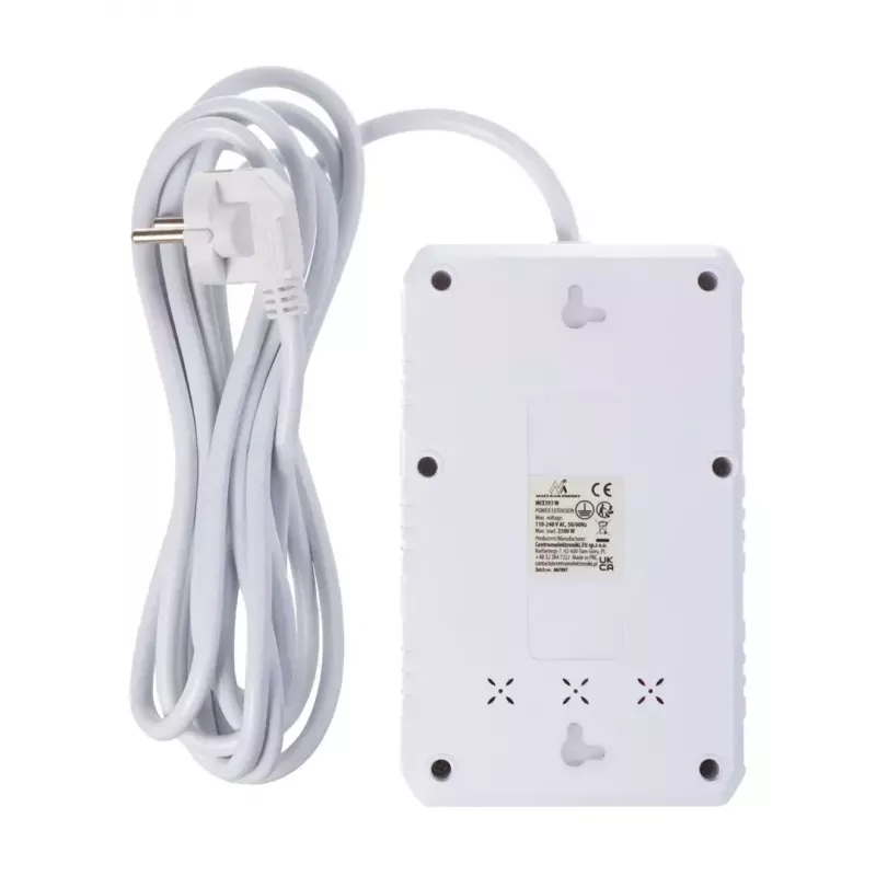 Regleta de enchufes MACLEAN MCE393 W — 4 enchufes + 3×USB, 110–240V, 2,1A USB, 2500W, 3 m, blanco