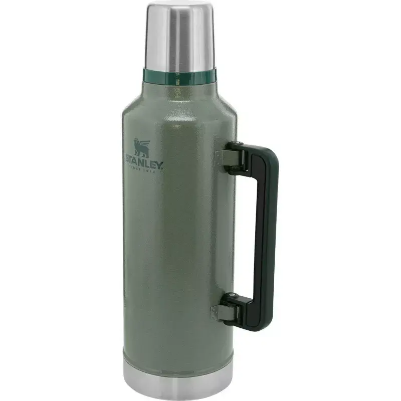 Termo STANLEY The Legendary Classic 2,3 L modelo 2807935044, acero inoxidable con aislamiento al vacío
