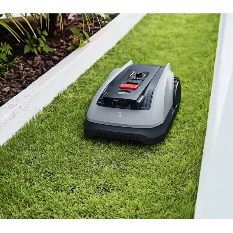 Ecovacs GOAT O600 RTK EU cortacésped robótico batería negro, gris