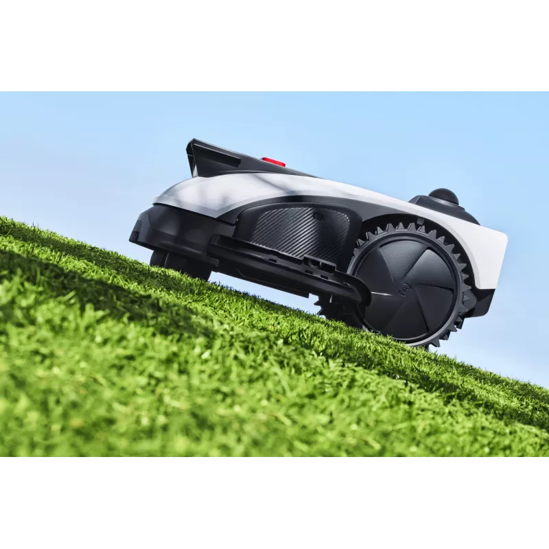 Ecovacs GOAT O1200 LiDAR PRO EU cortacésped robótico a batería negro, blanco