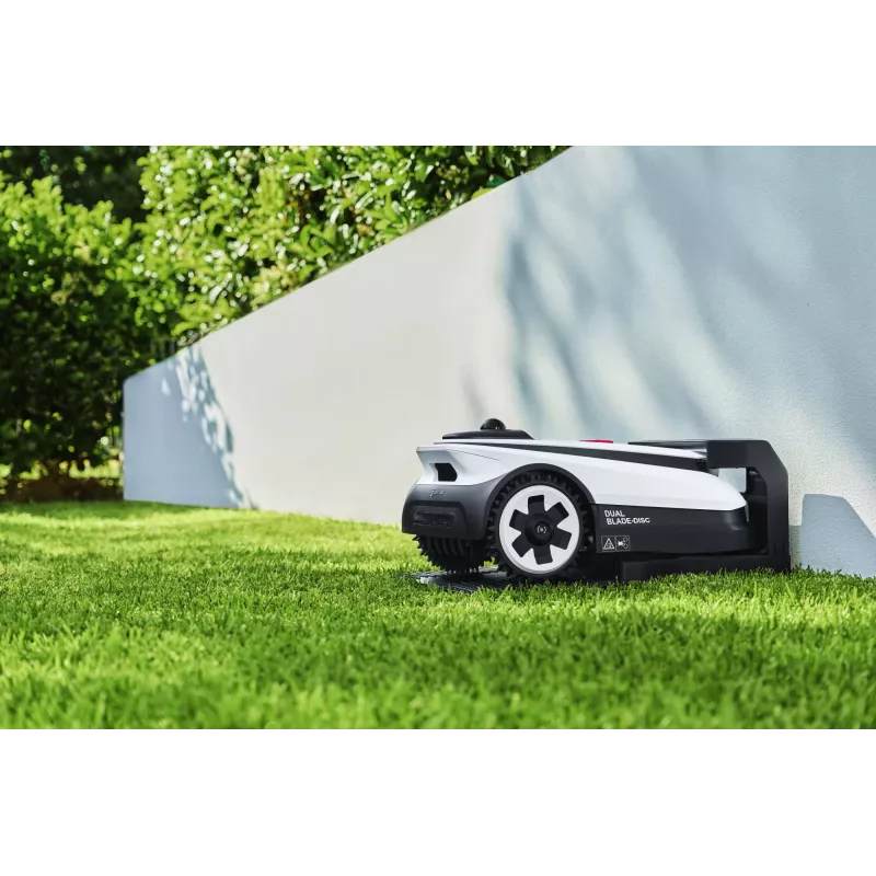Ecovacs GOAT A1600 LiDAR PRO EU cortacésped robótico batería negro, blanco