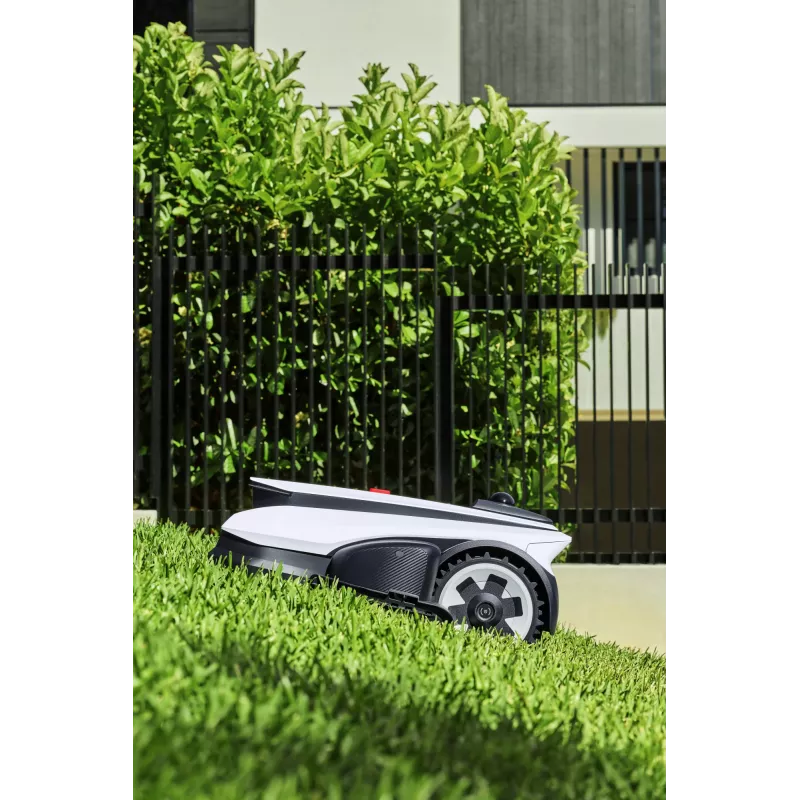 Ecovacs GOAT A1600 LiDAR PRO EU cortacésped robótico batería negro, blanco