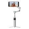 Estabilizador de cámara para smartphone Insta360 Flow 2 Pro Creator Bundle rotación 360°