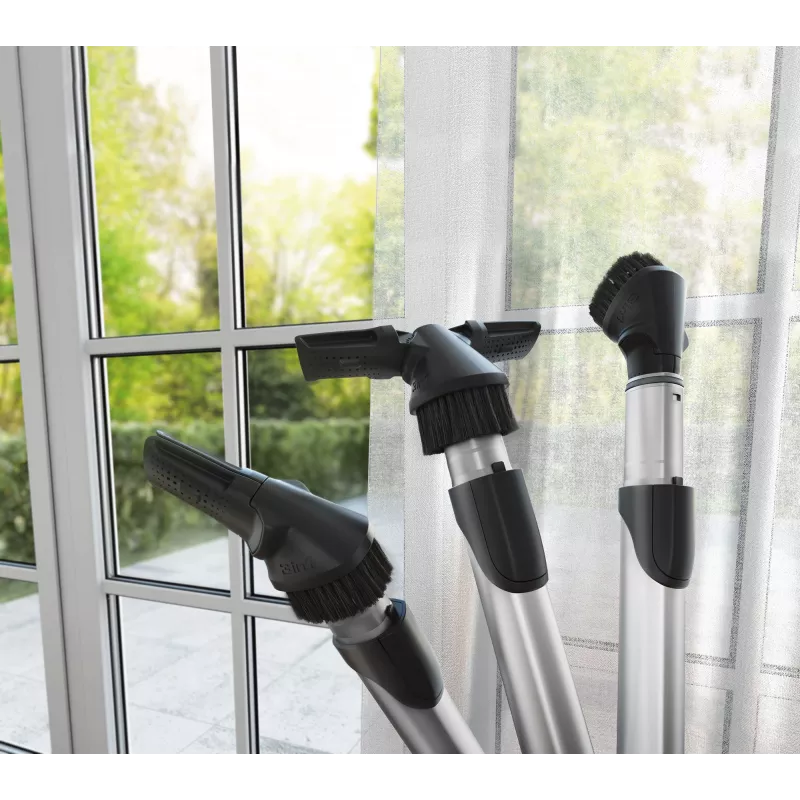 Aspirador de suelo Electrolux EUOC94DB, limpieza en seco, 5 L bolsa, 850 W, 12 m de radio de acción, filtro antialérgico, Negro