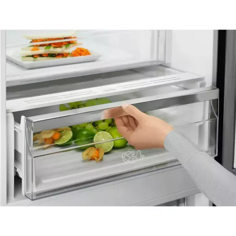 Electrolux LNC7ME32X3 independiente 330 L acero inoxidable