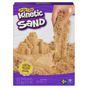 Kinetic Sand, 5,5 lbs (2,5 kg) arena de juego marrón natural para manualidades, arenero, Amazon Exclusive (el envase puede variar), juguetes sensoriales moldeables, a partir de 3 años